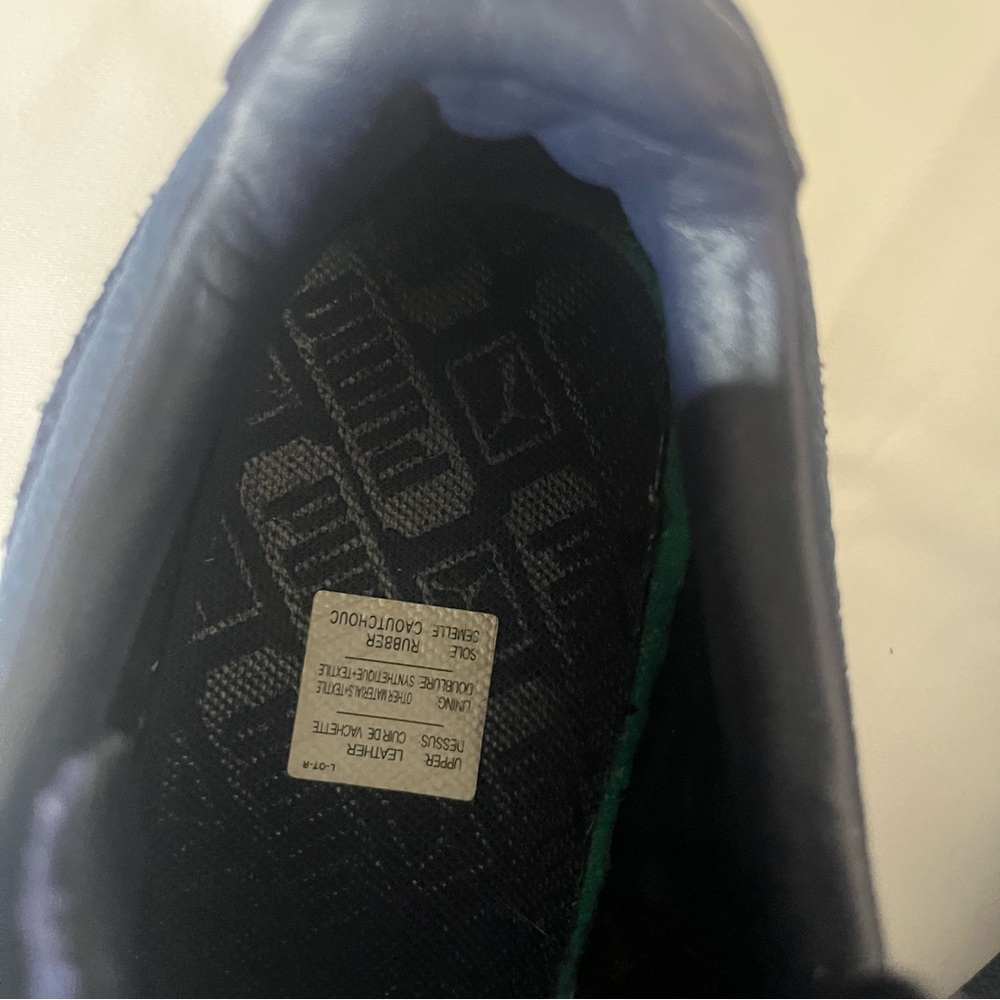 Puma Suede Classic Emboss Navy “Peacoat” Low Top Lace Up Sneakers Big Kid 5.5 - Picture 9 of 12